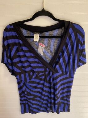 Deb Blue Black Striped Faux Wrap Top. Plus Size 1X. NWT
